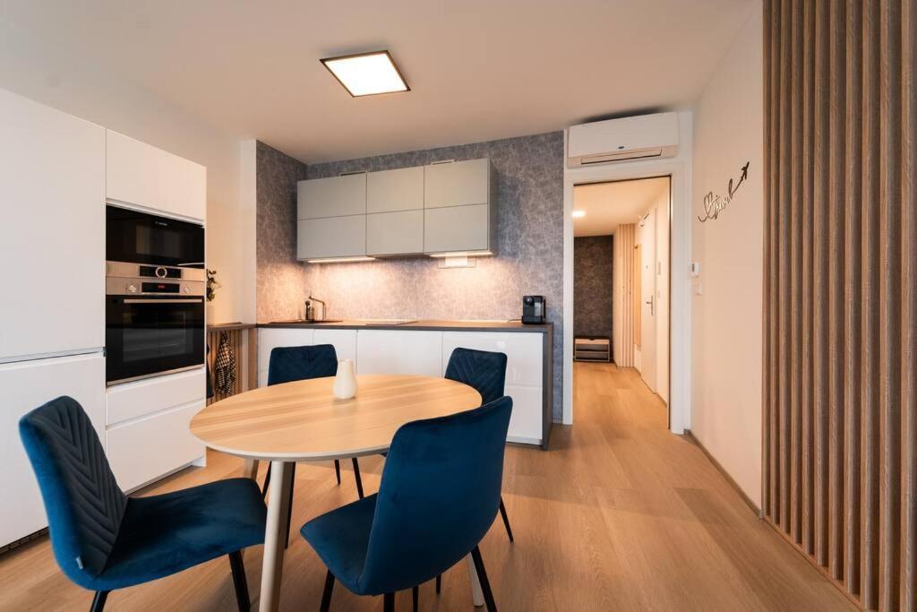 Insady - Studio In Brno-Center Extérieur photo
